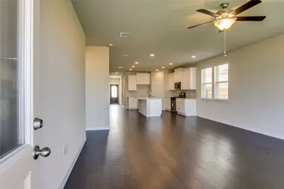 11716 Selkirk Drive, Austin, TX 78653 - Photo 10