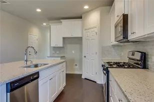 11716 Selkirk Dr, Austin, TX 78653 - Photo 12