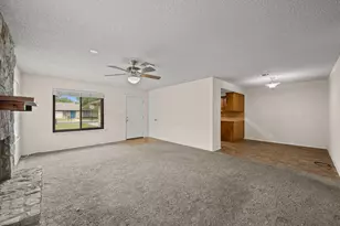 101 Norwood Dr, Georgetown, TX 78628 - Photo 2