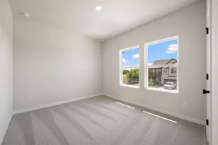233 Kirra Ct, Georgetown, TX 78626 - Photo 32