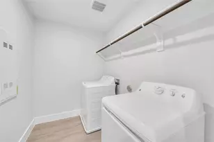 9317 Curious Squirrel St, Austin, TX 78744 - Photo 26