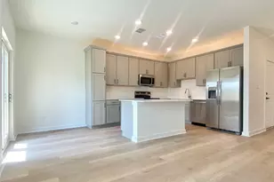 700 Horseshoe Dr, Leander, TX 78641 - Photo 2