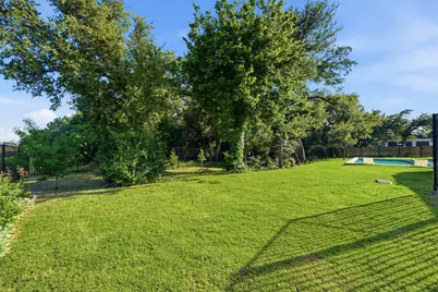 141 Blessing Ranch Estates Drive, Liberty Hill, TX 78642 - Photo 34