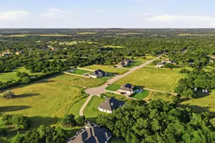 141 Blessing Ranch Estates Dr, Liberty Hill, TX 78642 - Photo 38