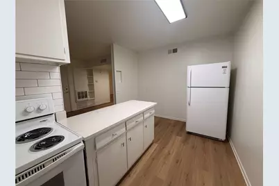 3304 Red River Street #208, Austin, TX 78705 - Photo 8