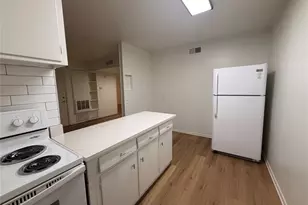 3304 Red River St, Austin, TX 78705 - Photo 8