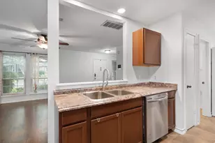 1015 E Yager Ln, Austin, TX 78753 - Photo 16