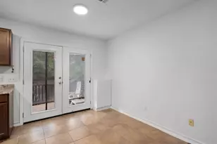 1015 E Yager Ln, Austin, TX 78753 - Photo 12