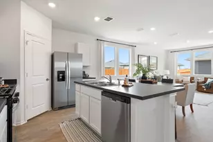 300 Puerto Plata Ave, Bastrop, TX 78602 - Photo 4