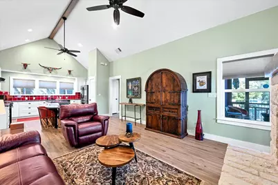 10502 W Lakeview Drive, Jonestown, TX 78645 - Photo 18