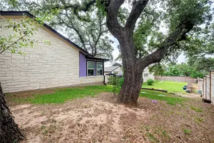 10502 W Lakeview Dr, Jonestown, TX 78645 - Photo 8
