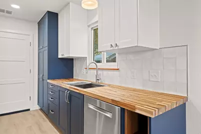 7016 Crosswood Drive, Austin, TX 78745 - Photo 18