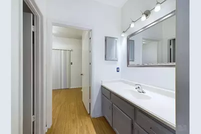 2210 Pearl Street #204, Austin, TX 78705 - Photo 4