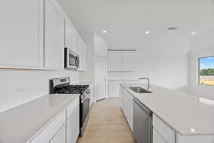 108 Divisadero Dr, Hutto, TX 78634 - Photo 10