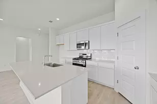 108 Divisadero Dr, Hutto, TX 78634 - Photo 12