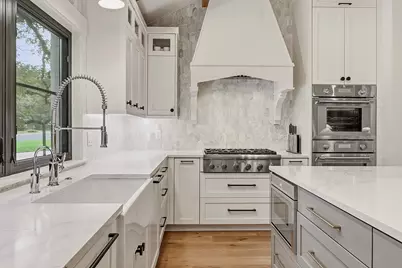 5823 Trailridge Drive, Austin, TX 78731 - Photo 24