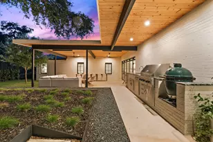 5823 Trailridge Dr, Austin, TX 78731 - Photo 1
