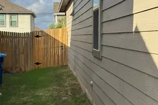 333 Capstone Rd, Liberty Hill, TX 78642 - Photo 2