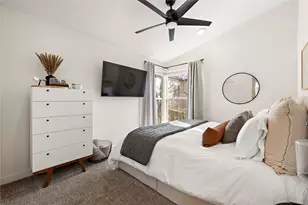 1402 Singleton Ave, Austin, TX 78702 - Photo 16