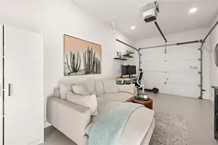 1402 Singleton Ave, Austin, TX 78702 - Photo 12