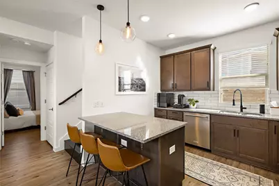1402 Singleton Avenue #B, Austin, TX 78702 - Photo 4