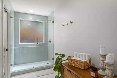 2308 Cypress Point E, Austin, TX 78746 - Photo 28