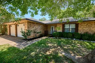 1105 Stratford Cove, Round Rock, TX 78664 - Photo 6