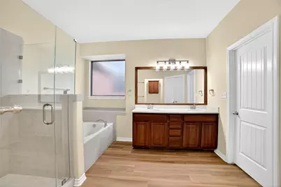 1090 Sussex, Round Rock, TX 78665 - Photo 18