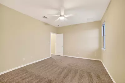 1090 Sussex, Round Rock, TX 78665 - Photo 26