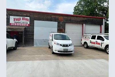 109 E 11th Street, Taylor, TX 76574 - Photo 1