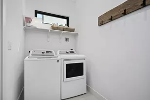 1004 Audrey Ct, Austin, TX 78704 - Photo 24