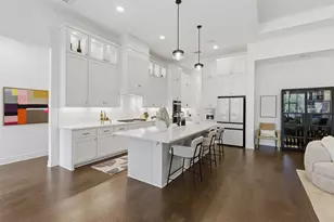 6101 Diversion Cir, Lago Vista, TX 78645 - Photo 10