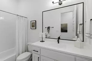 6101 Diversion Cir, Lago Vista, TX 78645 - Photo 32