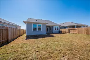 204 Cold Spring Loop, Bastrop, TX 78602 - Photo 8