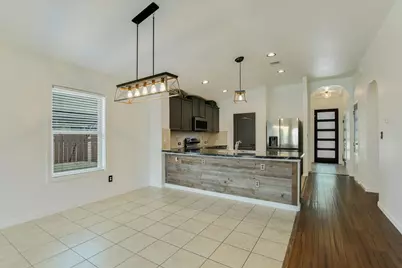 18821 Mangan Way, Pflugerville, TX 78660 - Photo 6