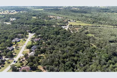 112 McLeod, Cedar Creek, TX 78612 - Photo 34