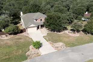 112 McLeod, Cedar Creek, TX 78612 - Photo 4