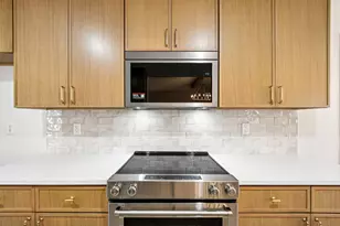 10502 Scotland Well Dr, Austin, TX 78750 - Photo 4