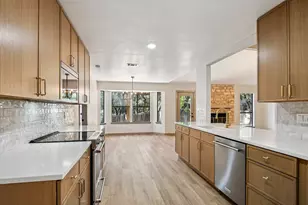 10502 Scotland Well Dr, Austin, TX 78750 - Photo 20