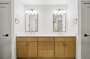 10502 Scotland Well Dr, Austin, TX 78750 - Photo 6