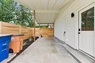 7503 Carriage Dr, Austin, TX 78752 - Photo 34