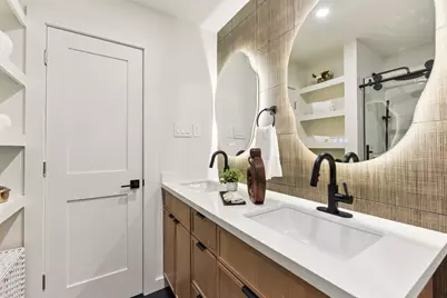 7503 Carriage Drive, Austin, TX 78752 - Photo 14
