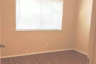 9009 Quail Valley Dr, Austin, TX 78758 - Photo 8