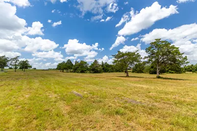 1021 E Old Hallettsville Road, Flatonia, TX 78941 - Photo 12