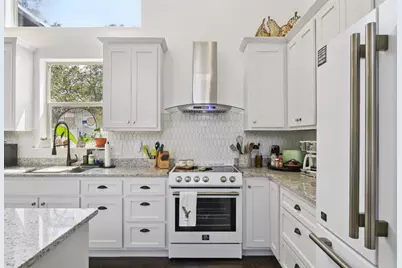 604 Wilhelm Street, Bastrop, TX 78602 - Photo 18