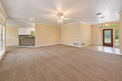1906 Meadow Ridge Drive, Taylor, TX 76574 - Photo 4