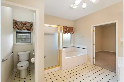 1906 Meadow Ridge Drive, Taylor, TX 76574 - Photo 16