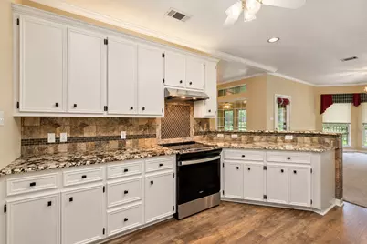 1906 Meadow Ridge Drive, Taylor, TX 76574 - Photo 8