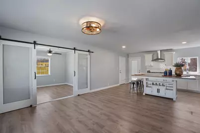 801 E Johnson Street, Burnet, TX 78611 - Photo 6