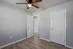 801 E Johnson St, Burnet, TX 78611 - Photo 22